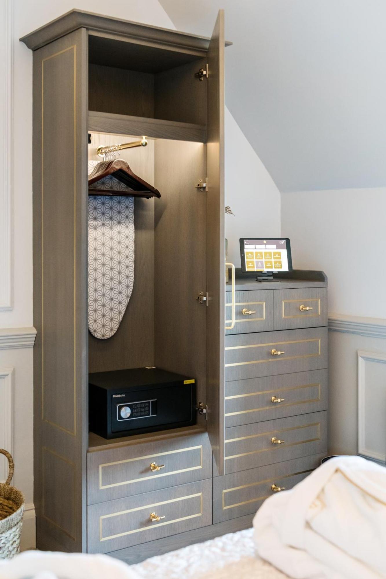 Righ Residences - George Street Edimburgo Esterno foto
