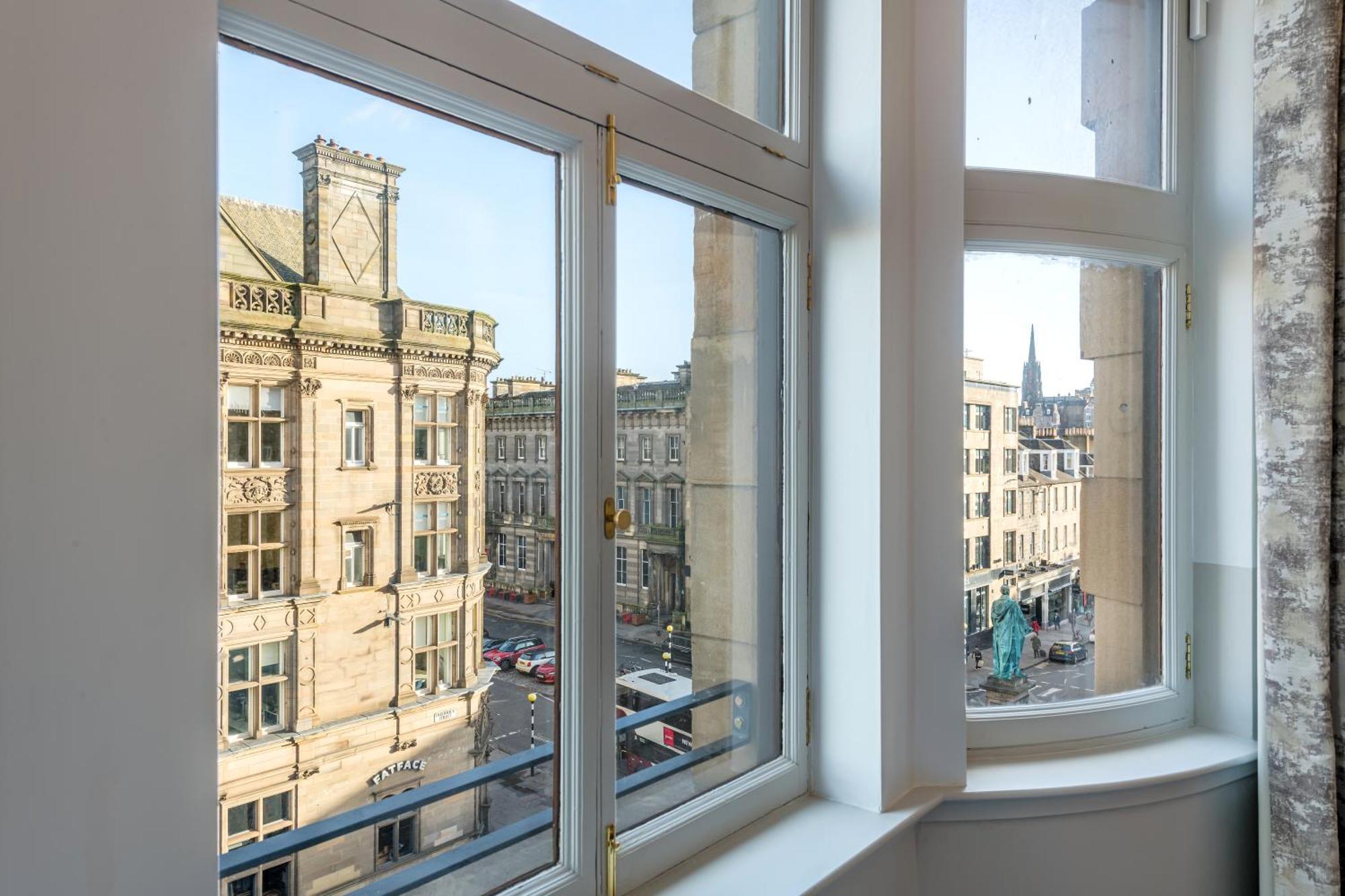 Righ Residences - George Street Edimburgo Esterno foto