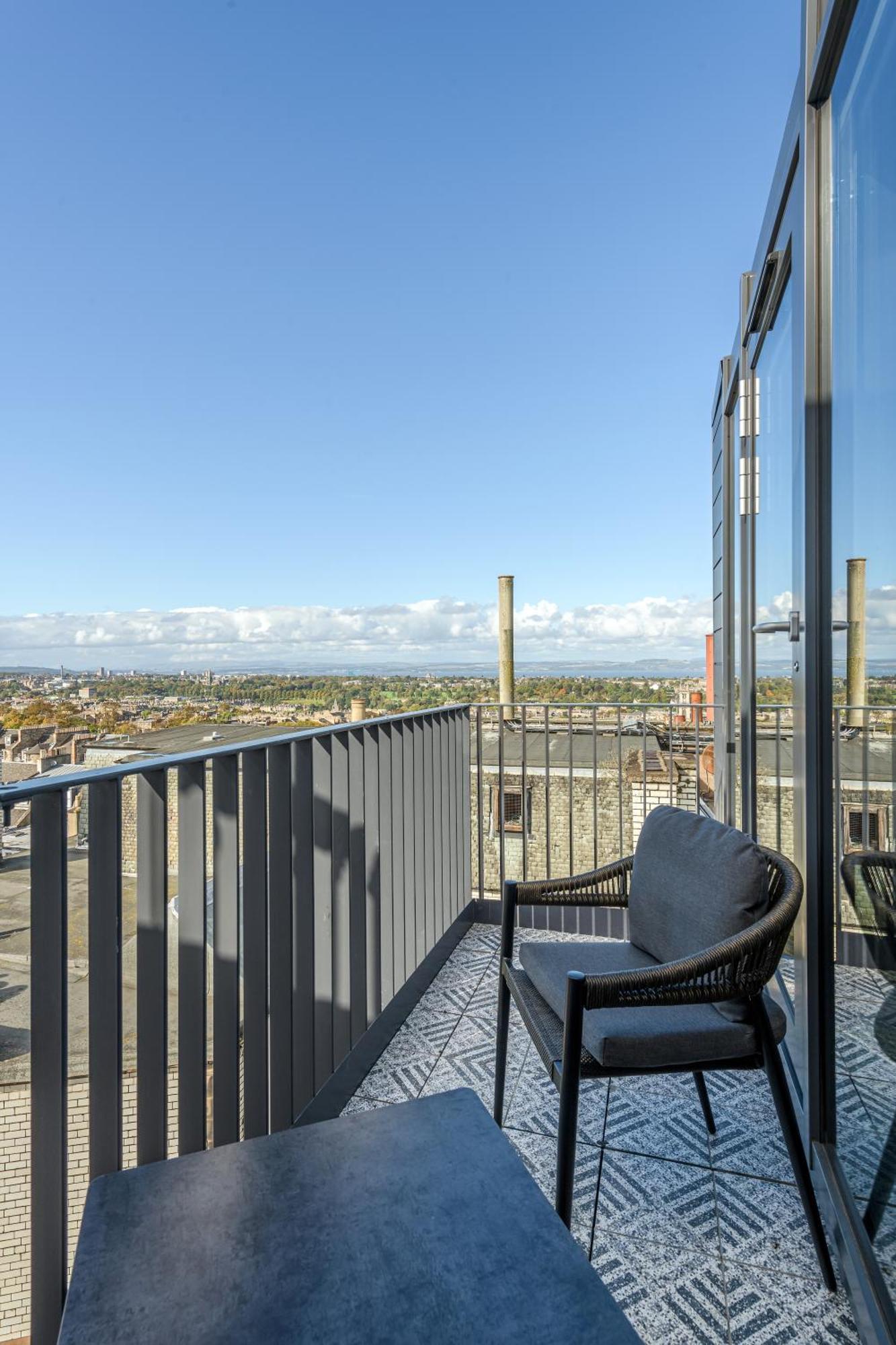 Righ Residences - George Street Edimburgo Esterno foto